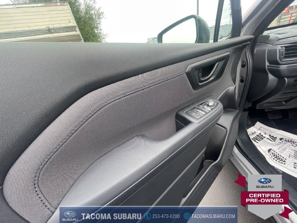Used 2025 Subaru Forester Premium AWD/4WD image 11