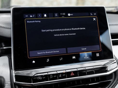 Used 2022 Jeep Compass Limited image 40