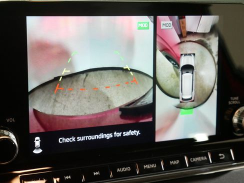 New 2025 Mitsubishi Outlander SE image 9