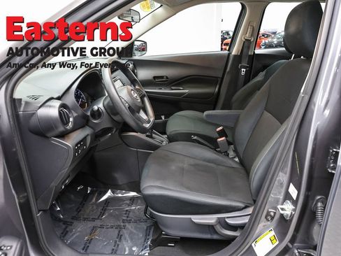 Used 2024 Nissan Kicks S FWD image 13