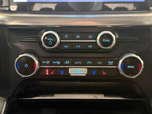 Used 2023 Ford F150 Lariat w/ FX4 Off-Road Package AWD/4WD image 17