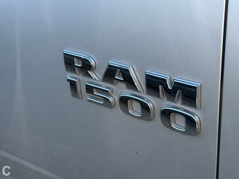 Used 2018 RAM 1500 Laramie w/ Convenience Group image 8