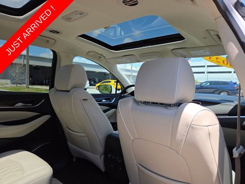 Used 2023 Buick Enclave Avenir w/ Avenir Technology Package FWD image 16