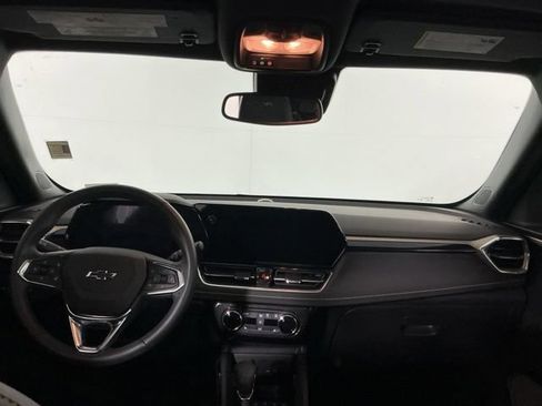 Used 2025 Chevrolet TrailBlazer ACTIV w/ Convenience Package AWD/4WD image 24