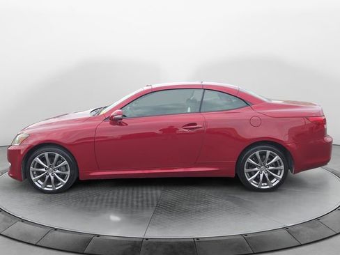 Used 2014 Lexus IS 250C image 2