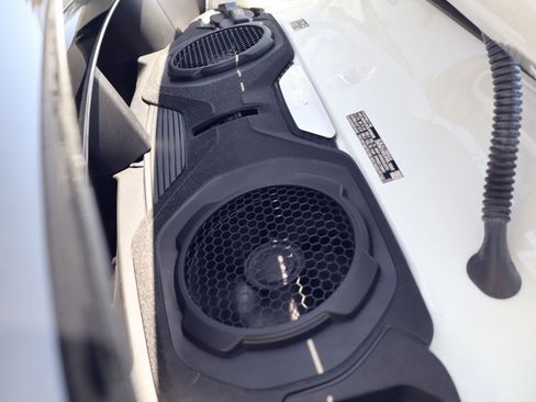 Certified 2025 Porsche 911 Carrera w/ Premium Package RWD image 19