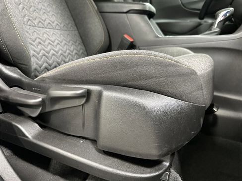 Used 2024 Chevrolet Equinox LT image 29