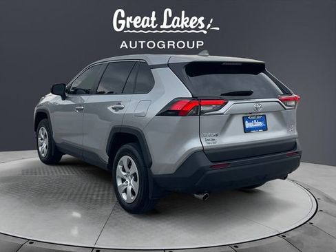 Used 2024 Toyota RAV4 LE AWD/4WD image 3