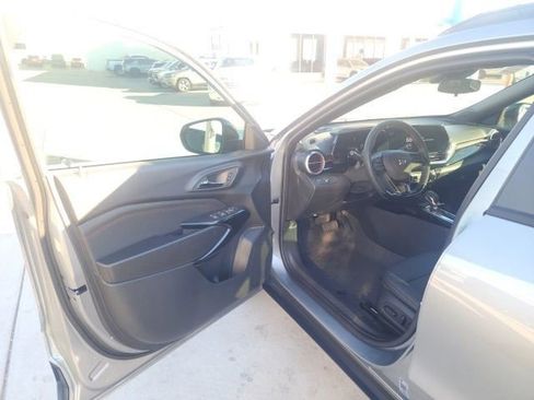 New 2026 Chevrolet Trax RS image 18