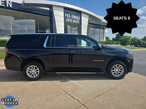 Used 2024 Chevrolet Suburban LT AWD/4WD image 2