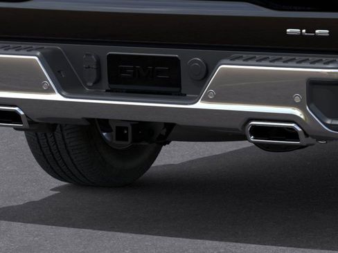 New 2026 GMC Sierra 1500 SLE image 18