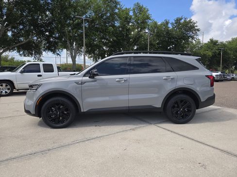Certified 2022 Kia Sorento S AWD/4WD image 5
