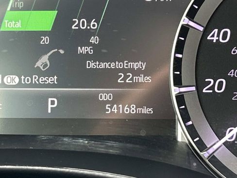 Used 2023 Toyota Highlander XLE FWD image 36