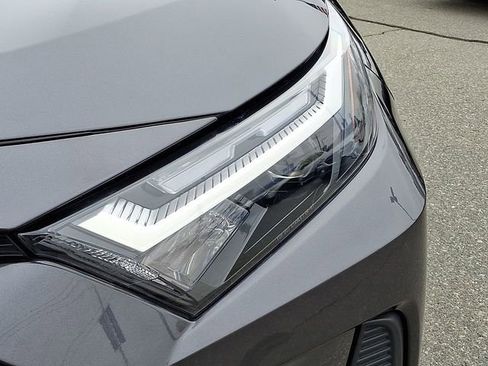 Used 2024 Toyota RAV4 LE image 9