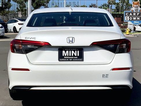 Used 2023 Honda Civic EX image 4