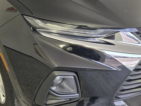 Used 2022 Chevrolet Blazer LT FWD image 9