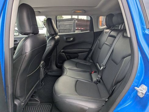 Used 2019 Jeep Compass Latitude AWD/4WD image 15