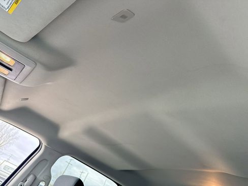 Used 2022 RAM 1500 Classic SLT RWD image 22
