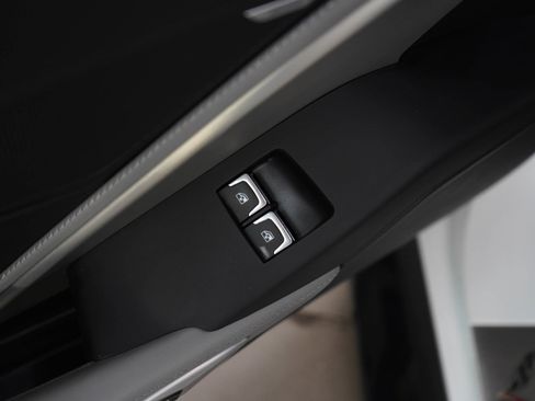 Used 2019 Chevrolet Corvette Grand Sport RWD image 16