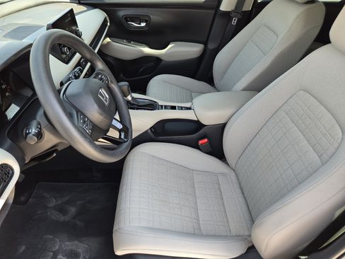 Used 2024 Honda HR-V LX image 13