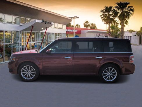 Used 2014 Ford Flex Limited w/ Equipment Group 301A FWD image 6