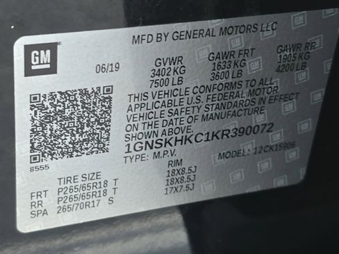 Used 2019 Chevrolet Suburban LT image 36