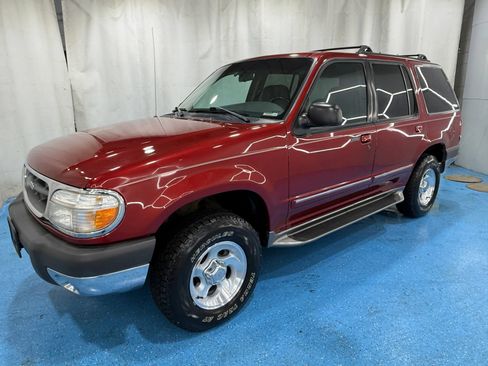 Used 1999 Ford Explorer 4WD 4-Door image 9