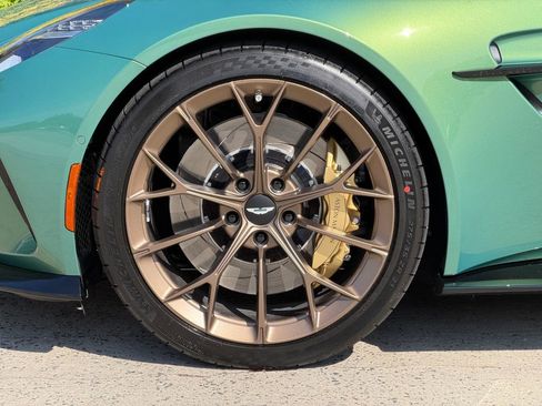 New 2026 Aston Martin V8 Vantage S image 4