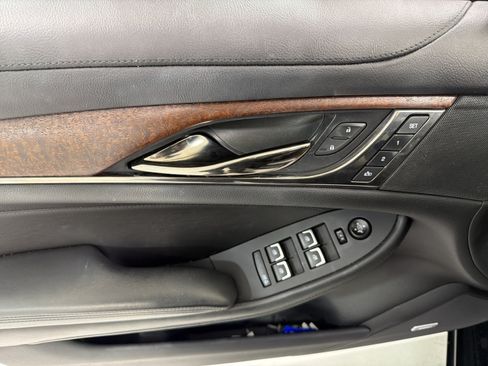 Used 2019 Cadillac CTS Luxury RWD image 14