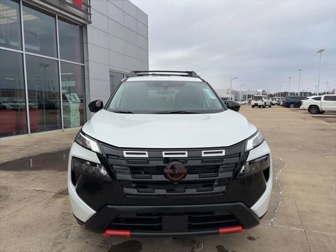 New 2026 Nissan Rogue SV image 6