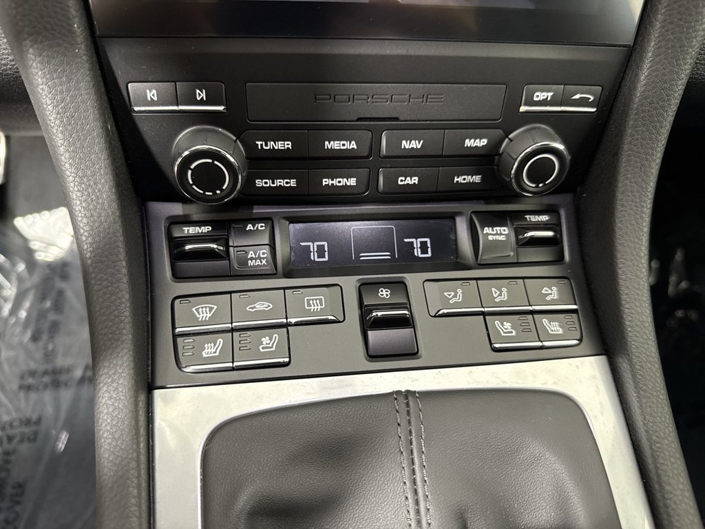 Certified 2025 Porsche 718 Boxster S RWD image 28