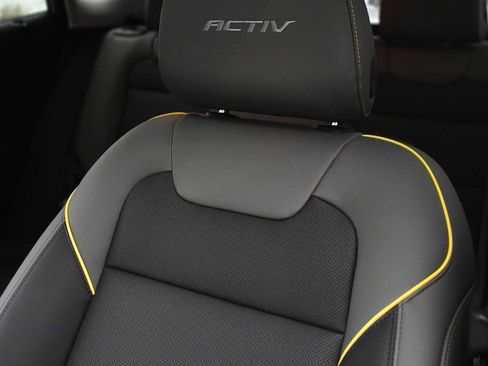 New 2026 Chevrolet Trax ACTIV w/ Sunroof Package image 9