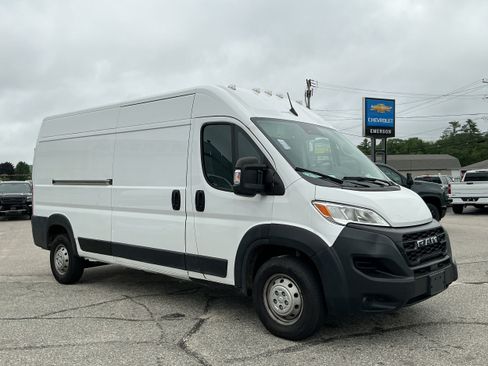 Used 2023 RAM ProMaster 2500 FWD image 2