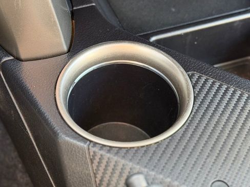 Used 2015 Toyota RAV4 XLE image 15