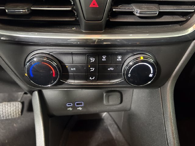 Used 2024 Buick Encore GX Preferred AWD/4WD image 20