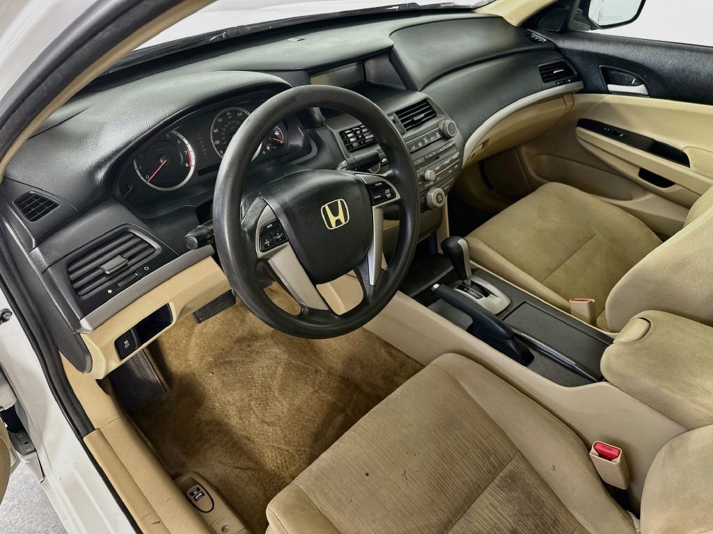 Used 2011 Honda Accord LX-P image 24