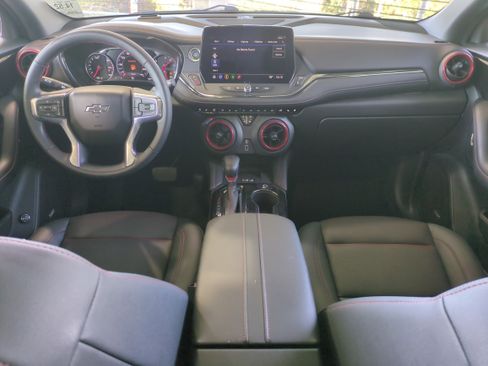 Used 2023 Chevrolet Blazer RS w/ Enhanced Convenience Package image 16