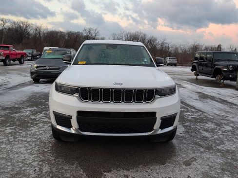 Used 2023 Jeep Grand Cherokee L Limited w/ Trailer Tow Group (B) image 2