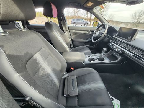 Used 2024 Honda Civic Sport image 9