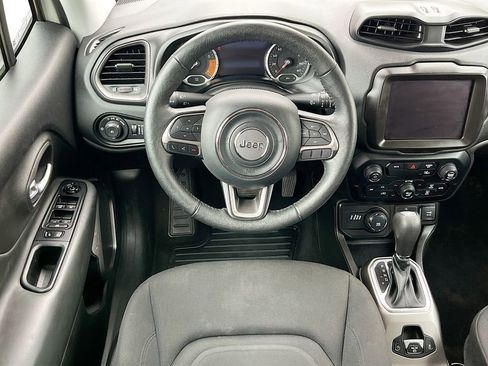 Used 2022 Jeep Renegade Latitude w/ Convenience Group AWD/4WD image 22