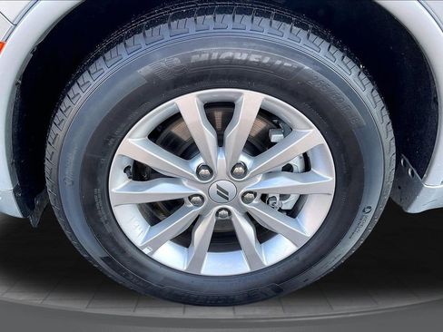 Used 2025 Dodge Durango GT image 9