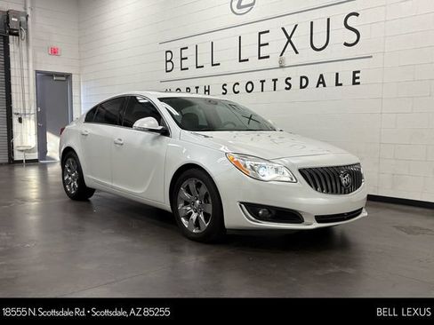 Used 2016 Buick Regal Premium FWD image 1