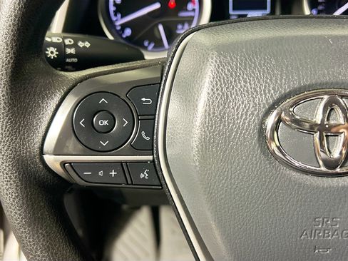 Used 2024 Toyota Camry LE w/ Convenience Package image 18