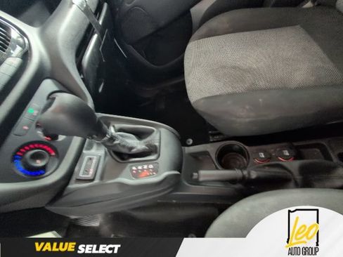 Used 2017 RAM ProMaster City Tradesman w/ Rear Back-up Camera Group FWD image 16