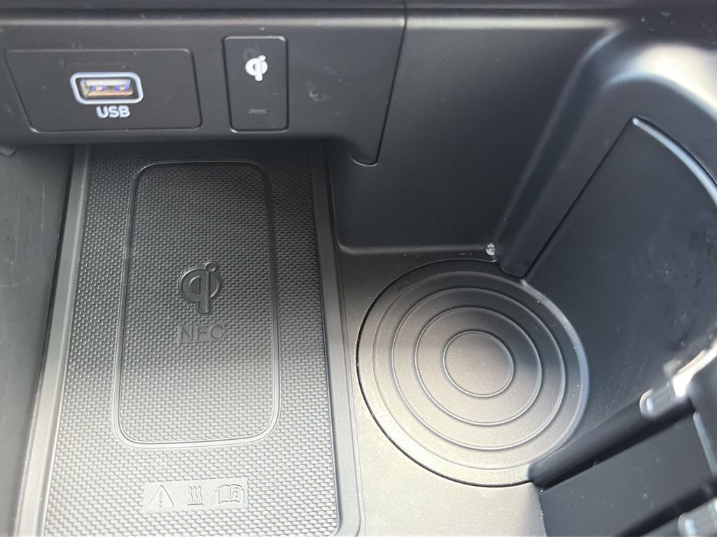 Used 2025 Hyundai Palisade SEL FWD image 19
