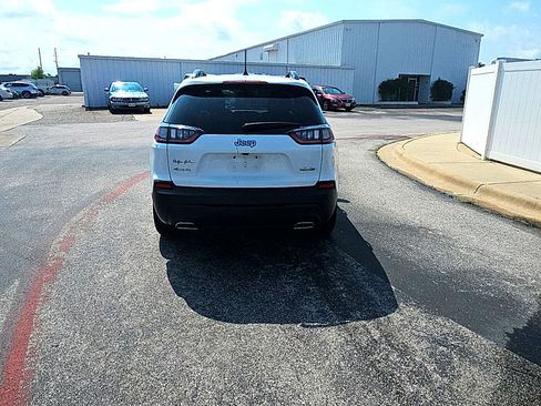 Used 2022 Jeep Cherokee Latitude Lux AWD/4WD image 5