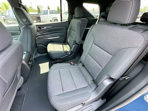 New 2026 Chevrolet Traverse LT image 17
