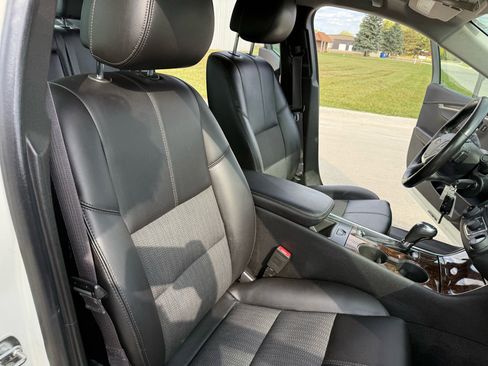 Used 2014 Chevrolet Impala LT w/ Convenience Package image 25