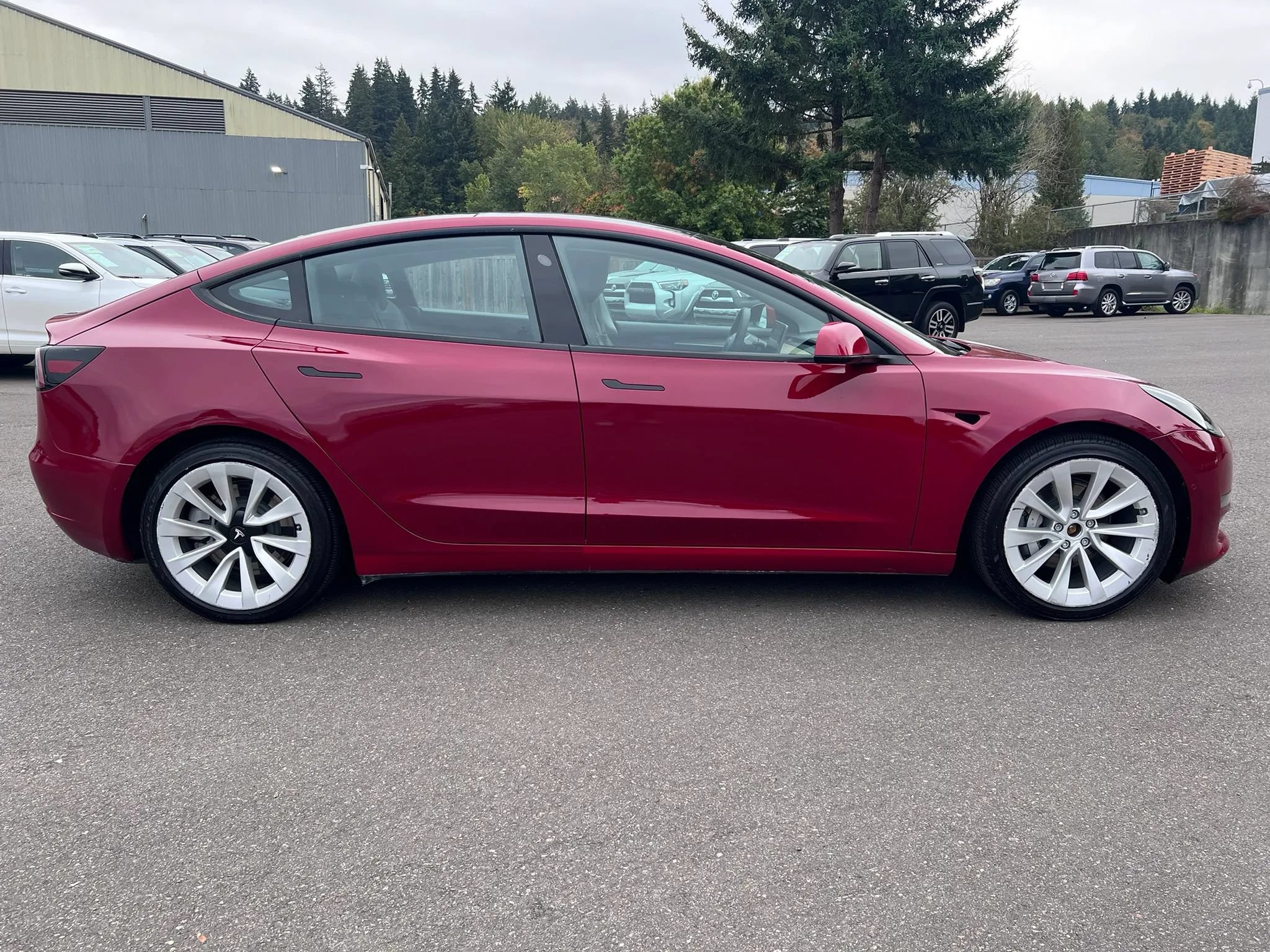 Used 2022 Tesla Model 3 Long Range AWD/4WD image 8