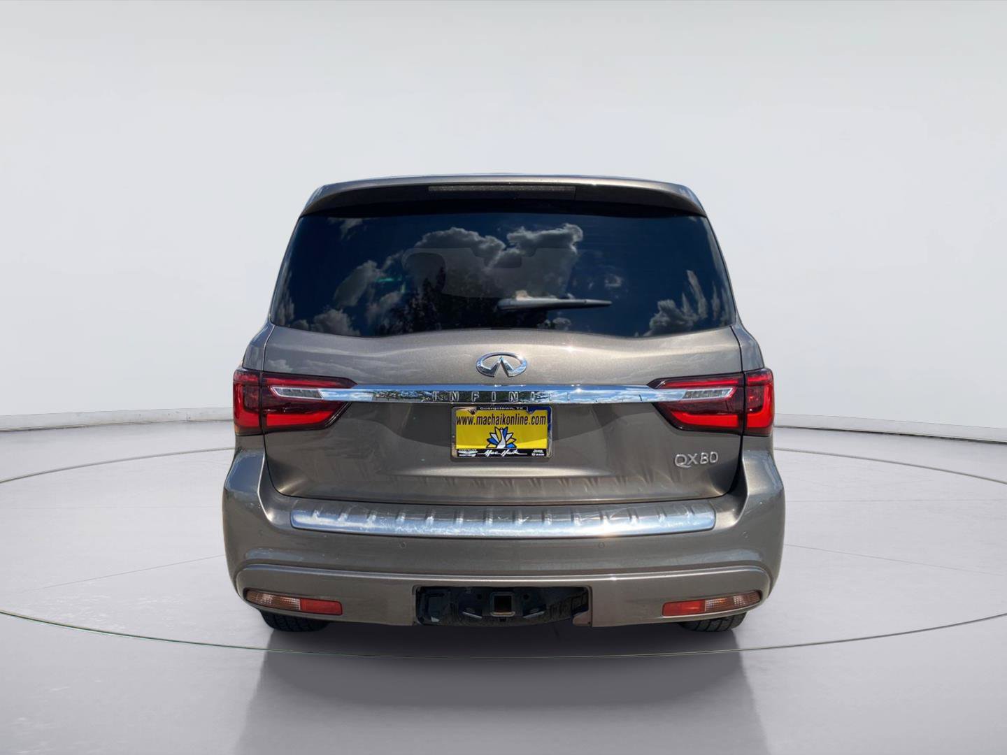 Used 2019 INFINITI QX80 Luxe w/ 22" Wheel Package RWD image 4